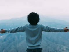 Develop a Positive Mindset: The Key to a Happier and Successful Life Develop a Positive Mindset